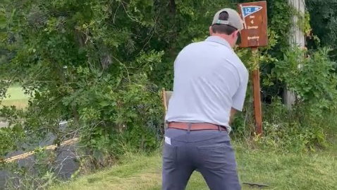 Is this the most DANGEROUS hole in the world of golf?